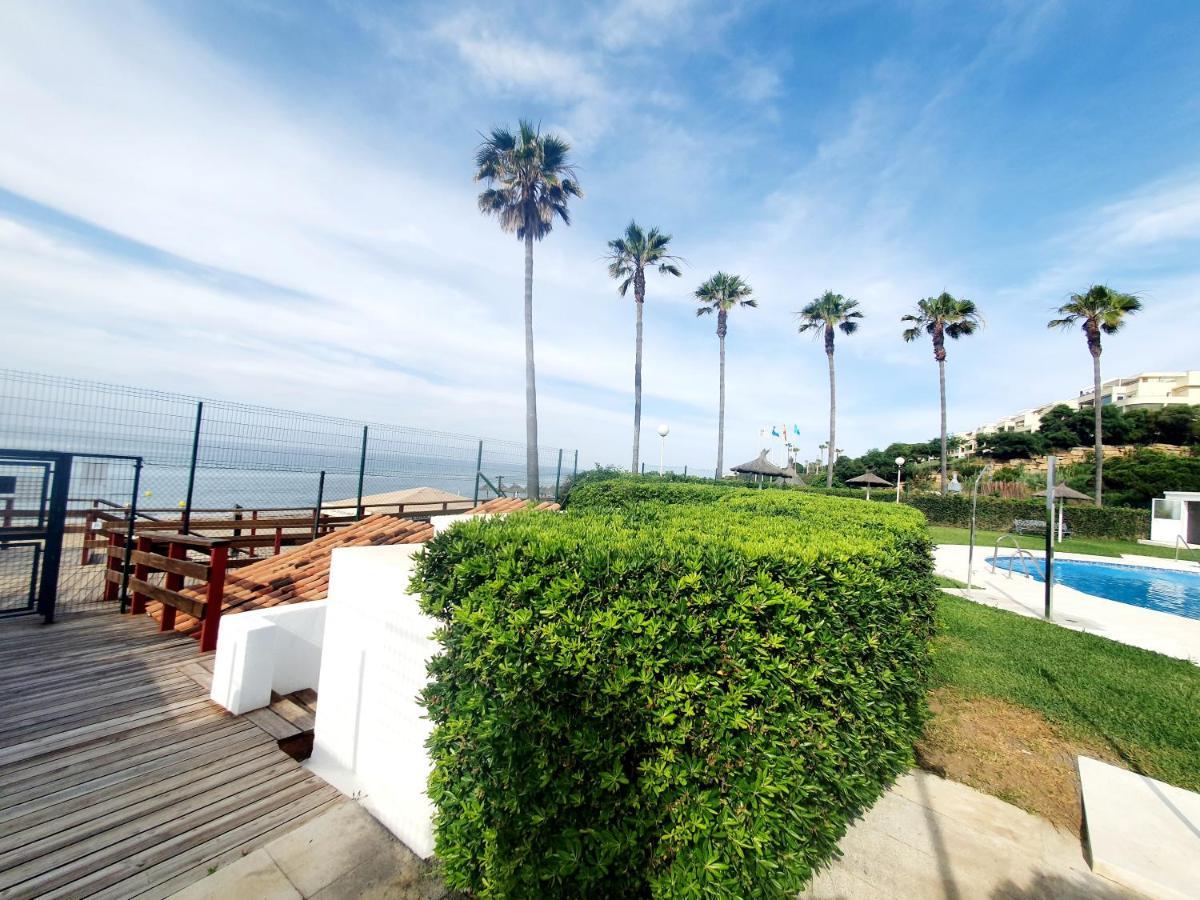 Luna Beach Seafront Marbella Dış mekan fotoğraf