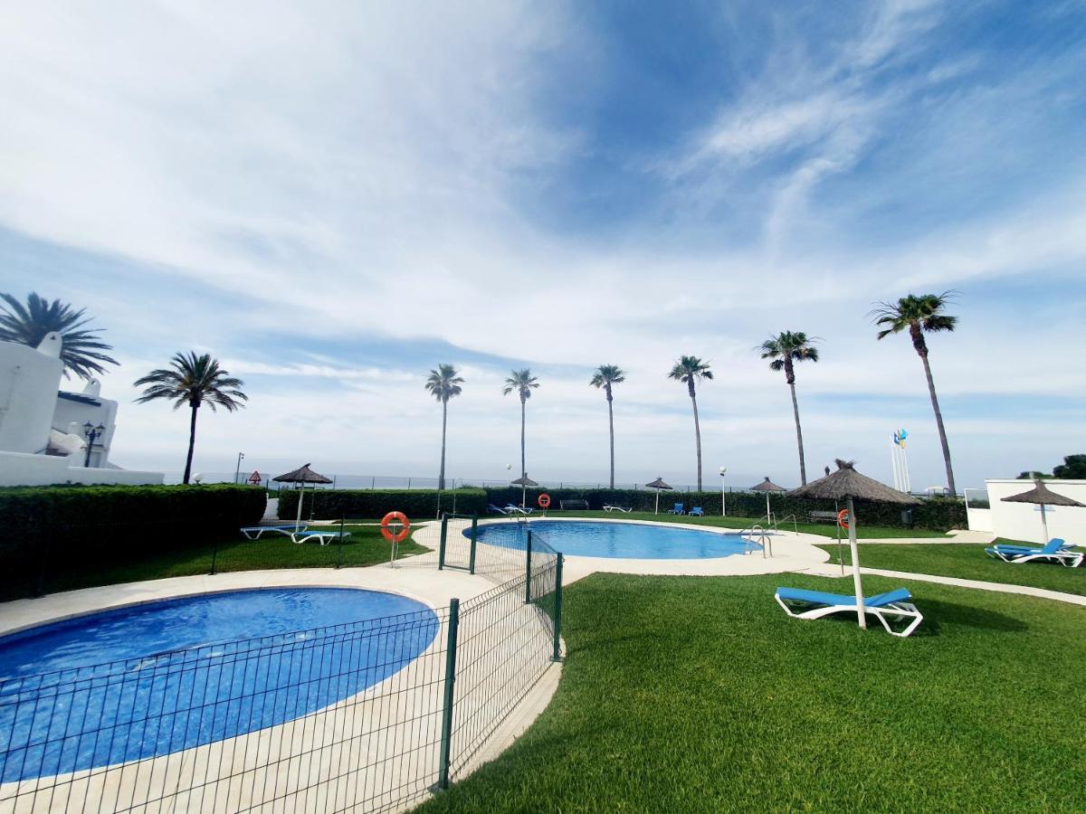 Luna Beach Seafront Marbella Dış mekan fotoğraf