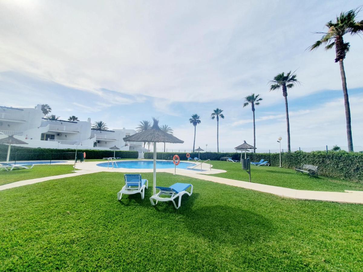 Luna Beach Seafront Marbella Dış mekan fotoğraf